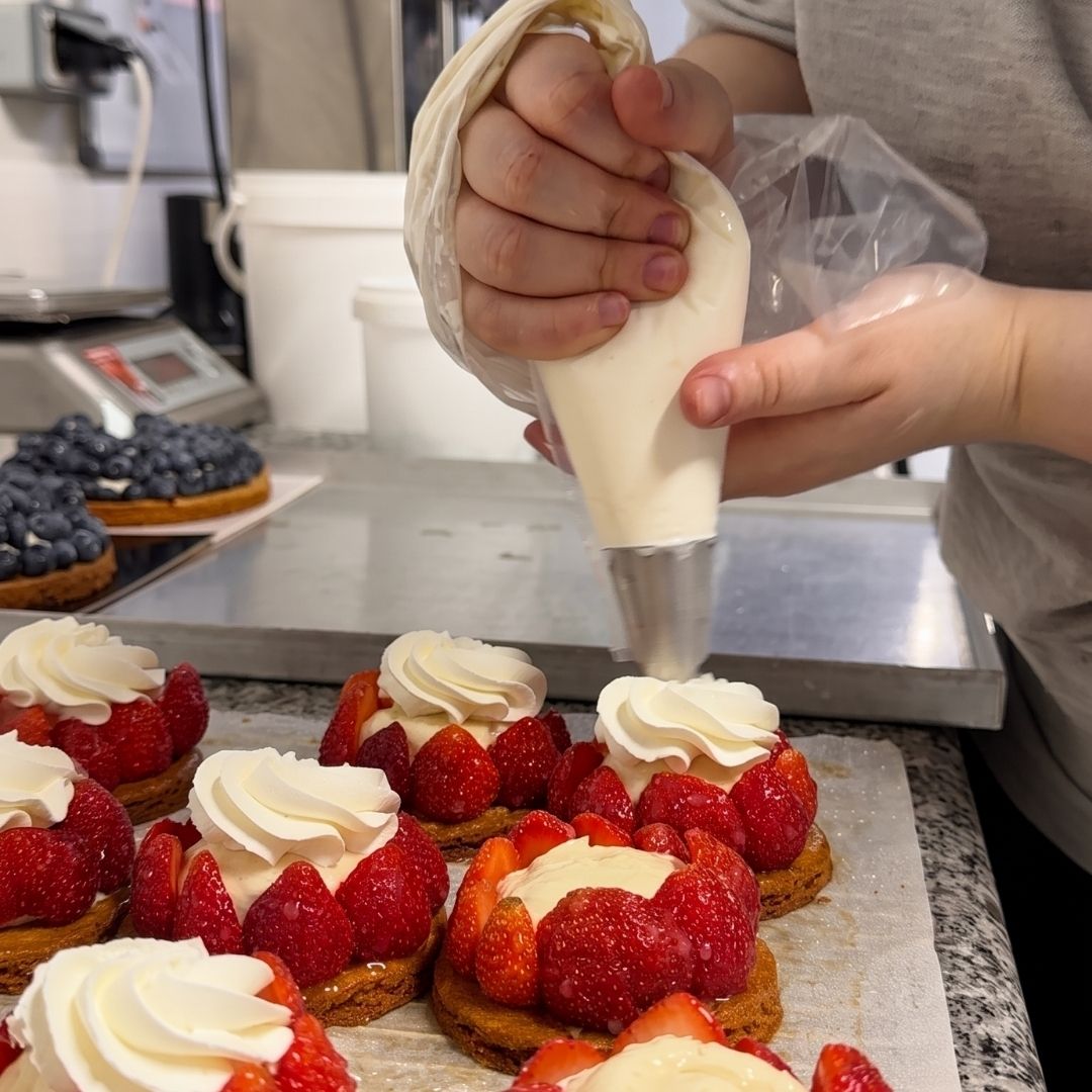 Boulangerie artisanale à Cugnaux avec produits frais et vitrine soignée